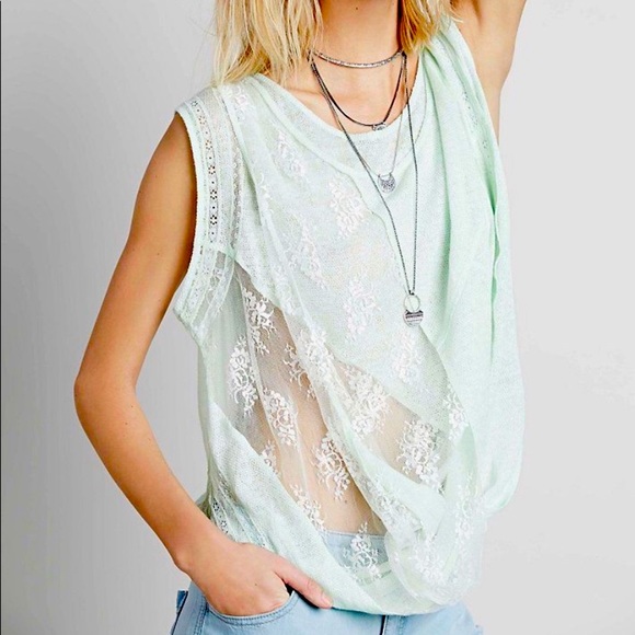 NWOT Free People New Romantics Twist and Shout Tee - Picture 3 of 9